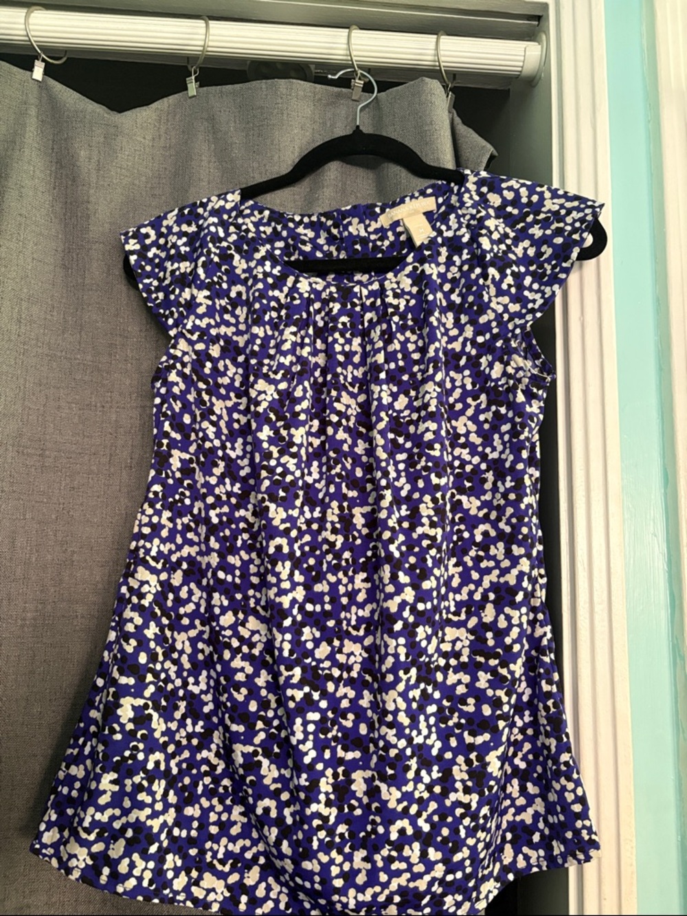 Banana Republic Ladies Navy Blue & White Cap Sleeve Printed shirt